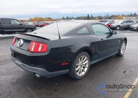 2011 Ford Mustang V6 Premium z USA, uszkodzony, nr VIN 1ZVBP8AM9B5134433